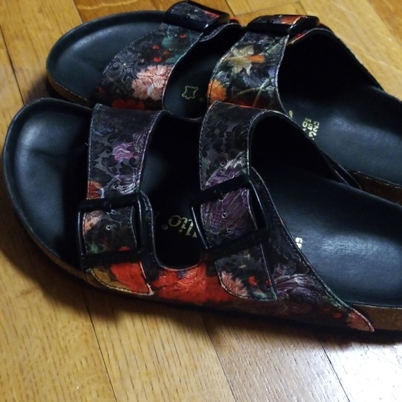 SOLD!!!! Birkenstock Floral Bouquet Arizona 39 - Picture 5 of 7